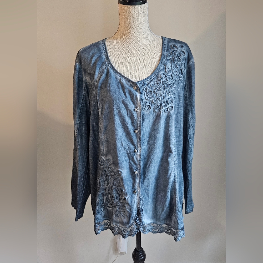 Boho Faded Blue Embroidered Cotton Button-Front Top (L/XL)